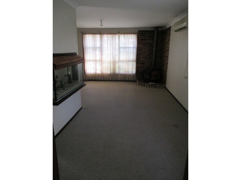 3 Chestnut Drive, Glossodia NSW 2756