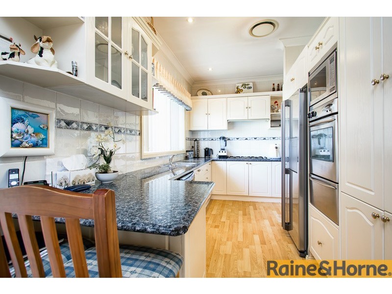 14 Erina Place, South Windsor NSW 2756