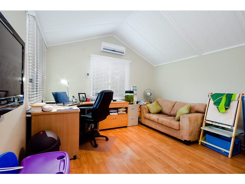 22 Wattle Crescent, Glossodia NSW 2756