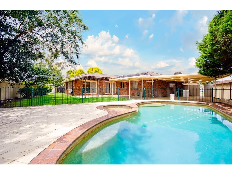 4 Deane Place, Bligh Park NSW 2756