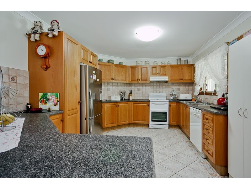 30 Dungullin Way, East Kurrajong NSW 2758