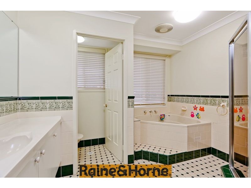 2 Burnside Grove, Windsor Downs NSW 2756