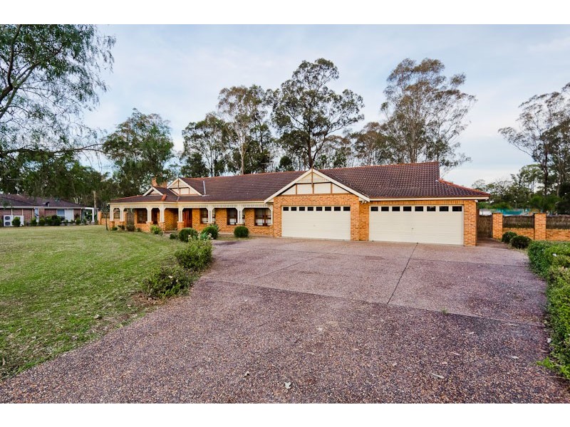 210 Sanctuary Drive, Windsor Downs NSW 2756