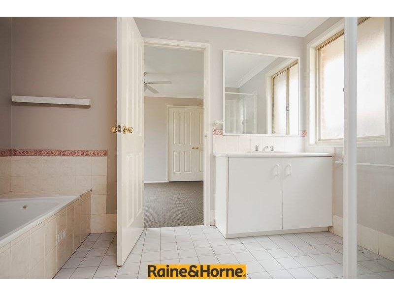 13 Bounty Crescent, Bligh Park NSW 2756