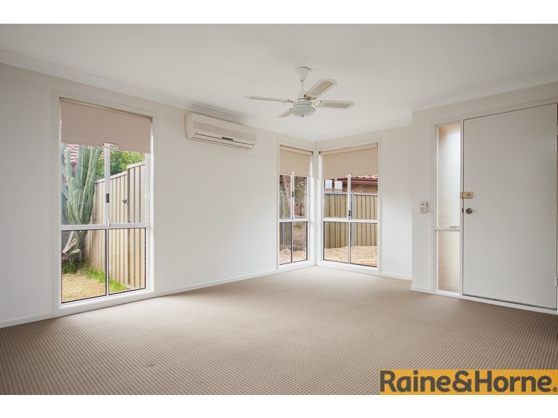 2/10 Turner Close, Bligh Park NSW 2756