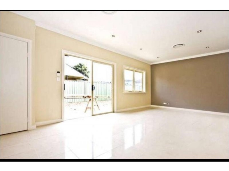 235 Macquarie Street, South Windsor NSW 2756