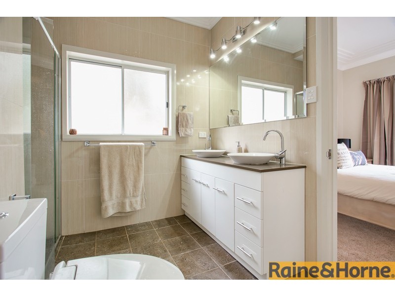 7 Warrina Place, Londonderry NSW 2753