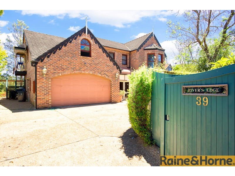 39 George Street, Windsor NSW 2756