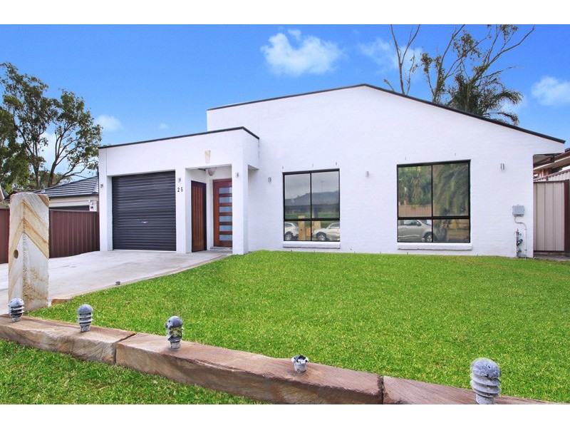 25 Snailham Cres, South Windsor NSW 2756