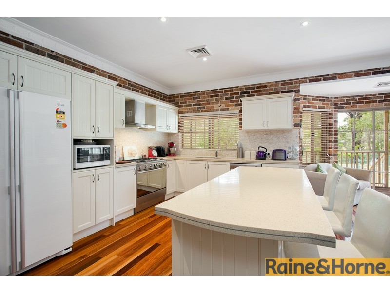 17 Burnside Grove, Windsor Downs NSW 2756