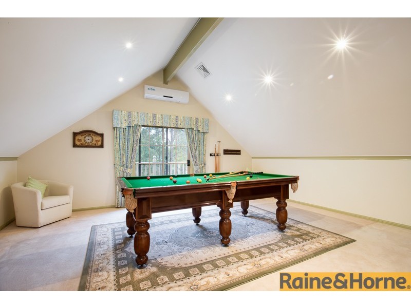 17 Burnside Grove, Windsor Downs NSW 2756