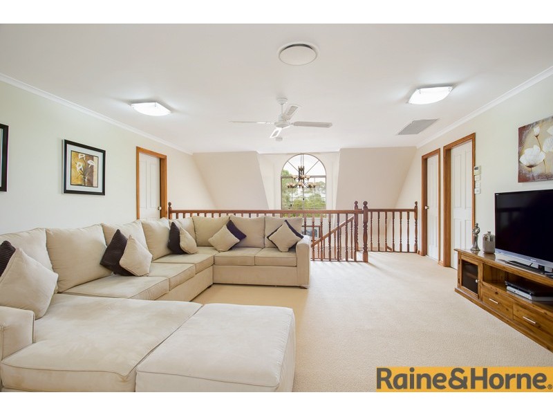 17 Burnside Grove, Windsor Downs NSW 2756