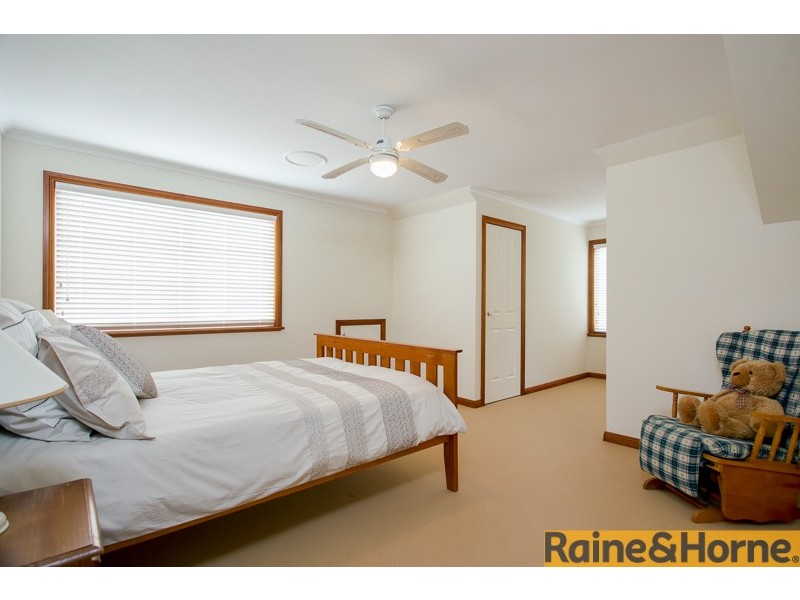 17 Burnside Grove, Windsor Downs NSW 2756