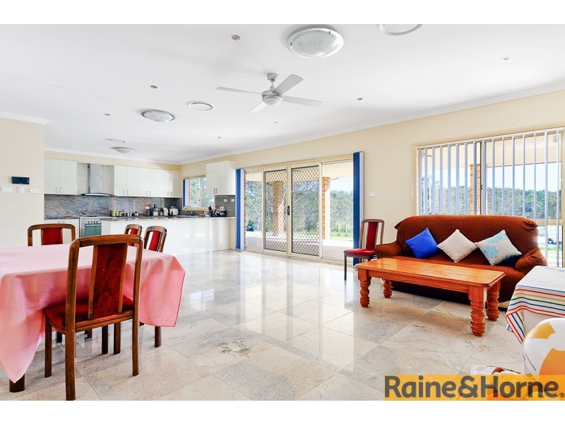 37 Kamrock Grove, Wilberforce NSW 2756