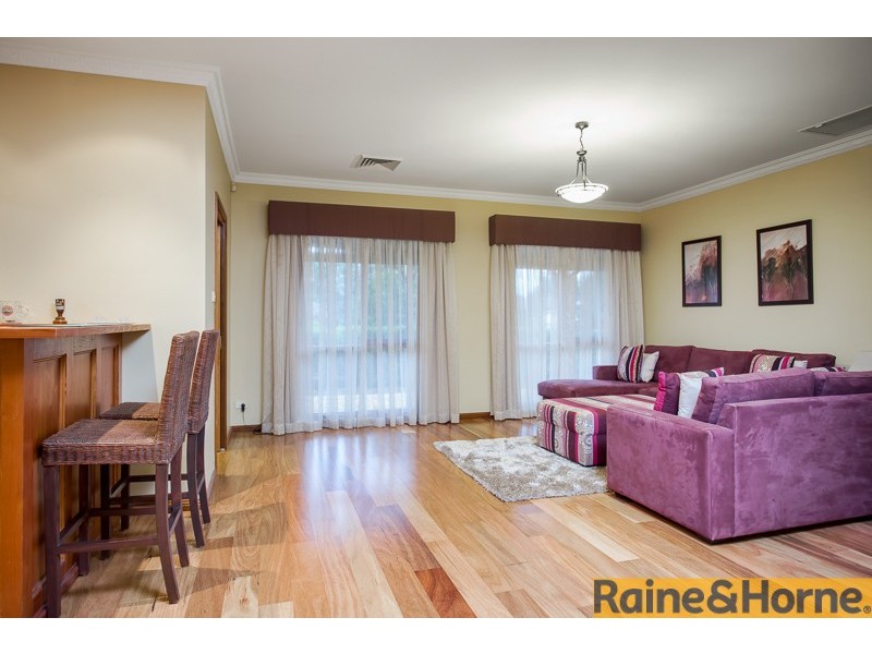 10 Gordon Place, Windsor Downs NSW 2756