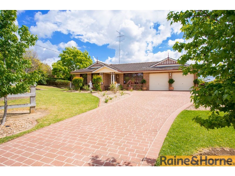 29 Strong Place, Richmond NSW 2753
