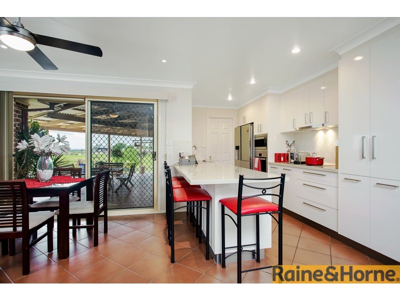 29 Strong Place, Richmond NSW 2753
