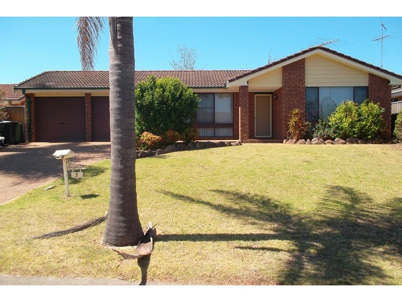 5 Ivy Avenue, Mcgraths Hill NSW 2756