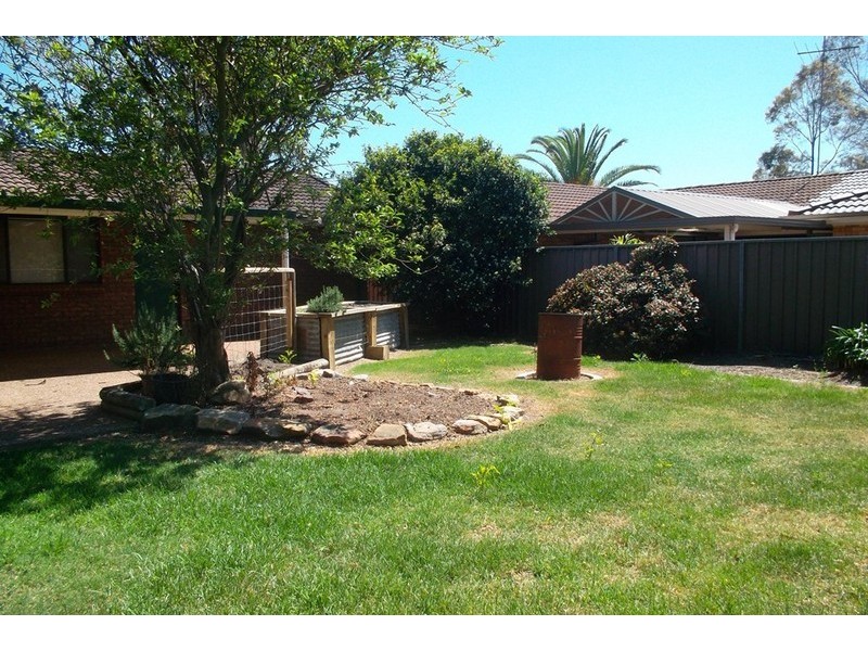 5 Ivy Avenue, Mcgraths Hill NSW 2756