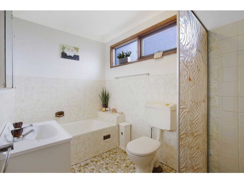 8 McKenzie Cres, Wilberforce NSW 2756