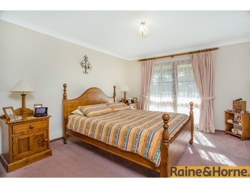24 Nutwood Lane, Windsor Downs NSW 2756