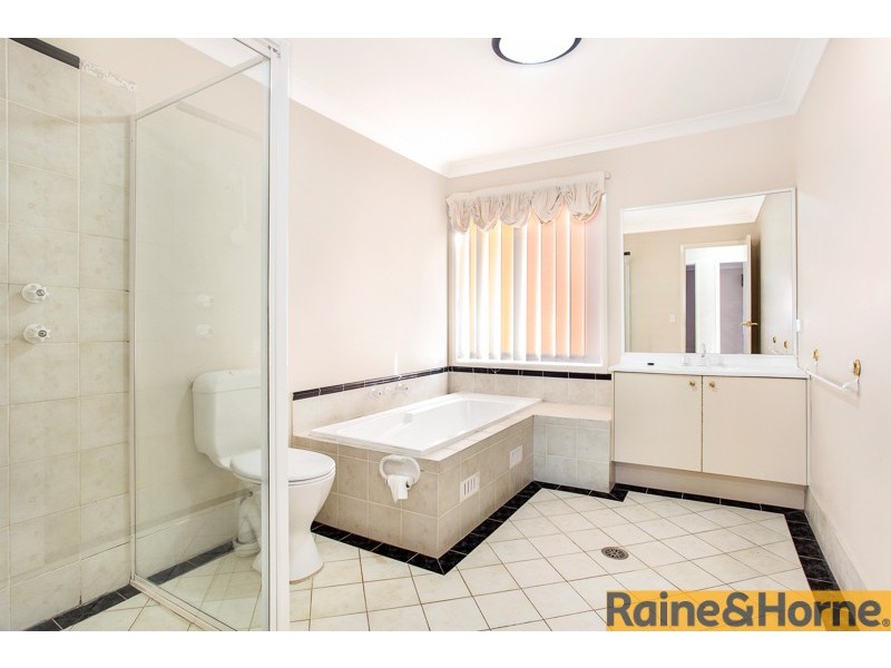 2 Tuscany Grove, South Penrith NSW 2750