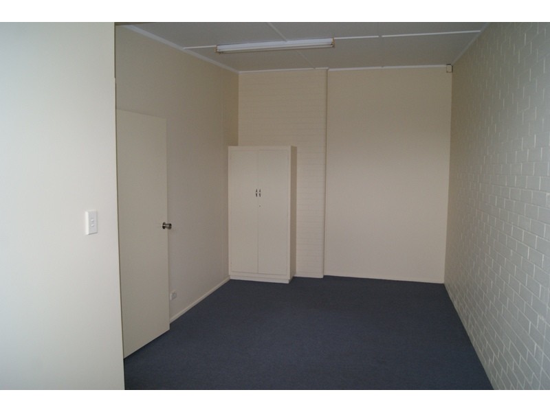 68 TAKALVAN STREET, Svensson Heights QLD 4670