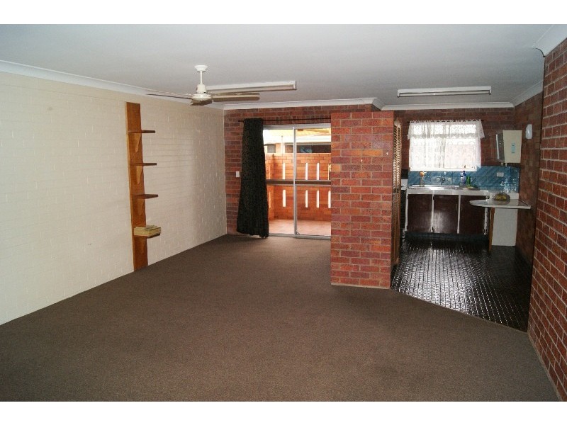 6/52 Alamein Street, Svensson Heights QLD 4670