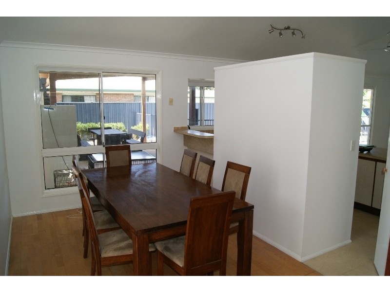 88 FE WALKER STREET, Kepnock QLD 4670