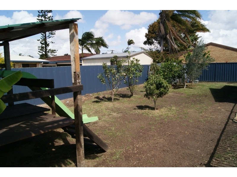 88 FE WALKER STREET, Kepnock QLD 4670