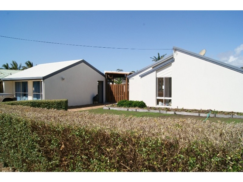 88 FE WALKER STREET, Kepnock QLD 4670