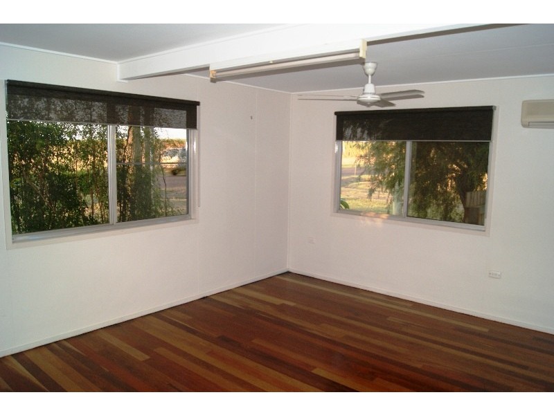 90 WINDERMERE ROAD, Bundaberg QLD 4670