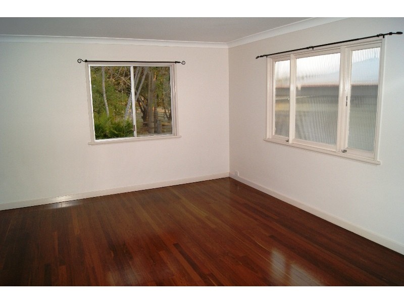 90 WINDERMERE ROAD, Bundaberg QLD 4670