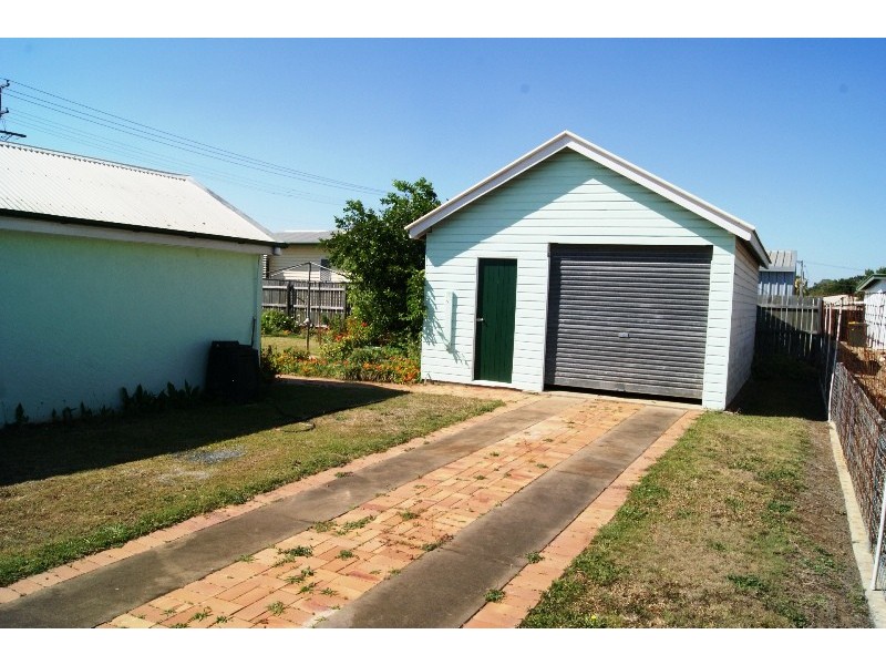 12 SPENCE STREET, Svensson Heights QLD 4670