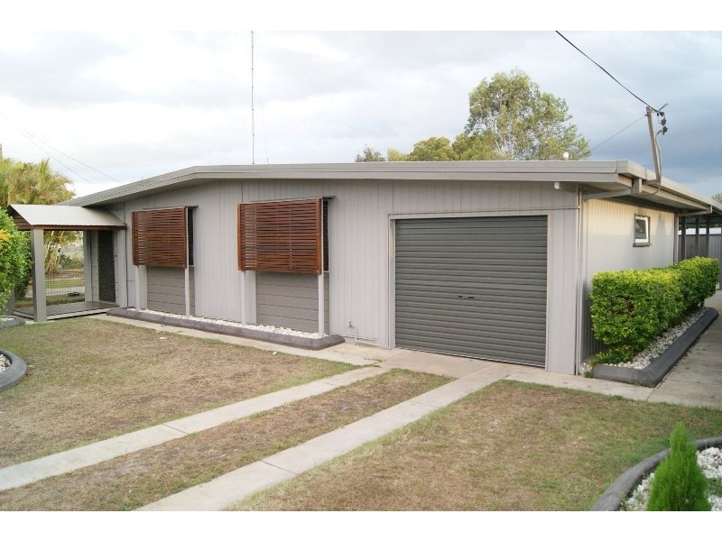 130 ELLIOTT HEADS ROAD, Avenell Heights QLD 4670