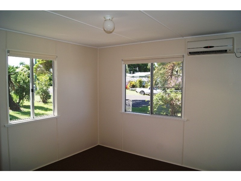 14 Barnes Street, Svensson Heights QLD 4670