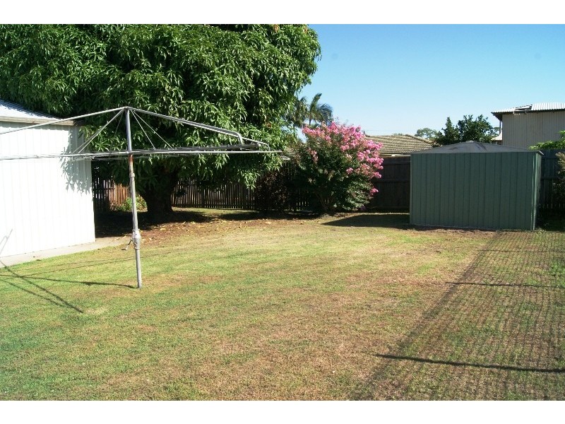 14 Barnes Street, Svensson Heights QLD 4670