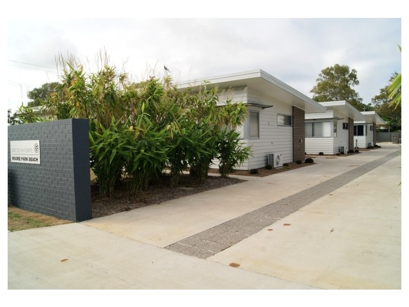 1 SYLVAN DRIVE, Moore Park Beach QLD 4670