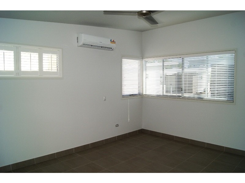 1 Sylvan Drive, Moore Park Beach QLD 4670