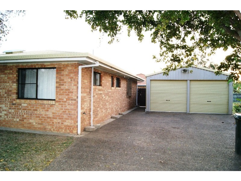 10 LEIVESLEY STREET, Bundaberg East QLD 4670