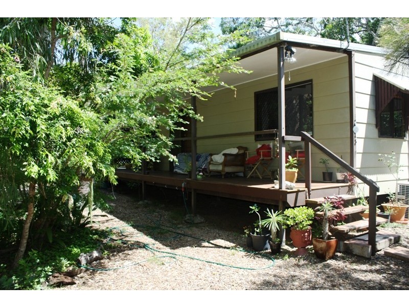38 LAGOON DRIVE, Moore Park Beach QLD 4670
