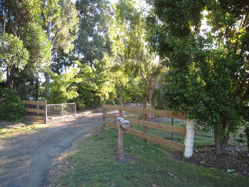 8 TRANQUIL AVENUE, Bundaberg QLD 4670