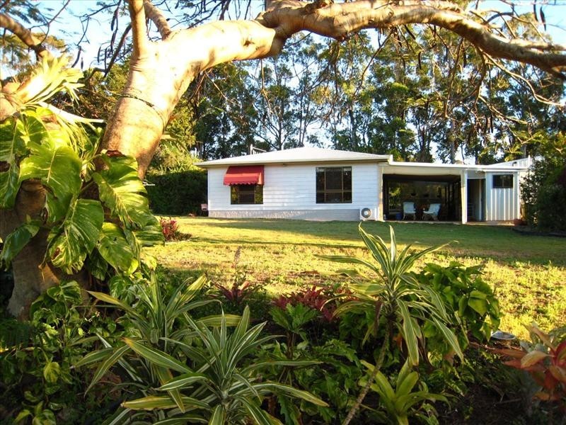 8 TRANQUIL AVENUE, Bundaberg QLD 4670