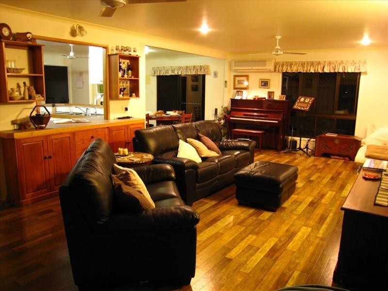 8 TRANQUIL AVENUE, Bundaberg QLD 4670