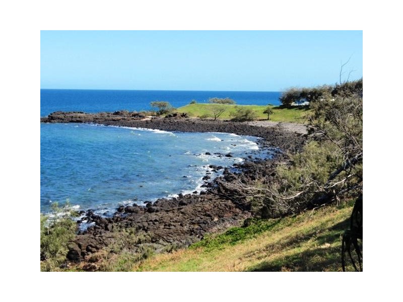 13 Bisdee Street, Coral Cove QLD 4670