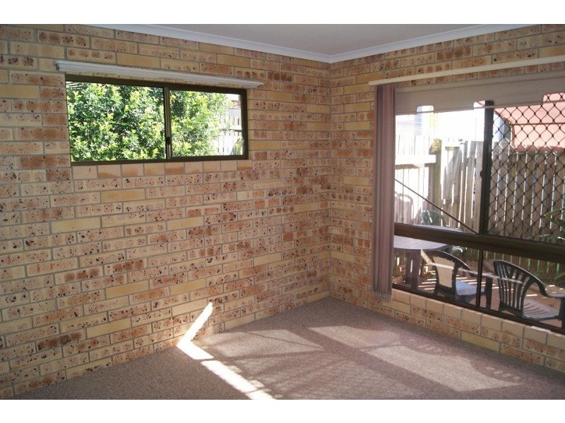 4/68a STEUART STREET, Bundaberg North QLD 4670