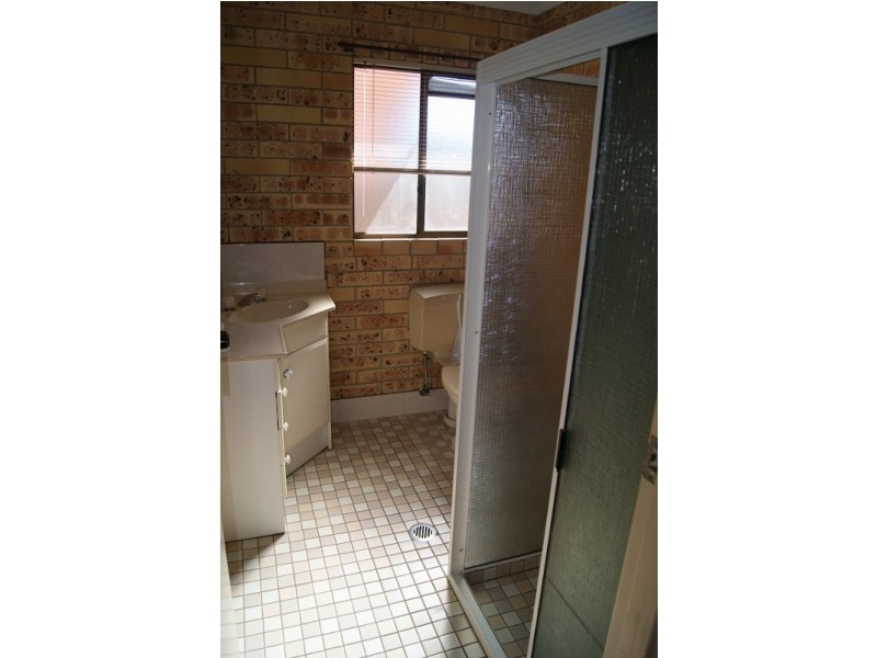 4/68a STEUART STREET, Bundaberg North QLD 4670