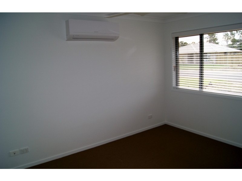 3 Monarch Avenue, Moore Park Beach QLD 4670