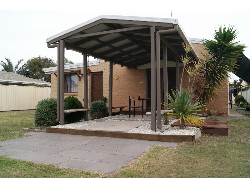 52 Anderson Street, Avenell Heights QLD 4670