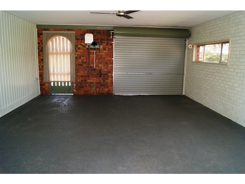 4 Russell Street, Bundaberg North QLD 4670